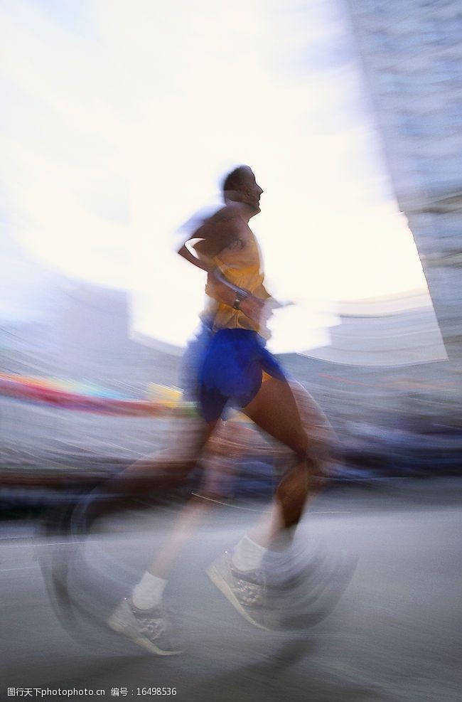 速度跑步运动图片