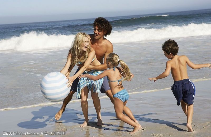 欢乐一家人海滩一家人游戏图片