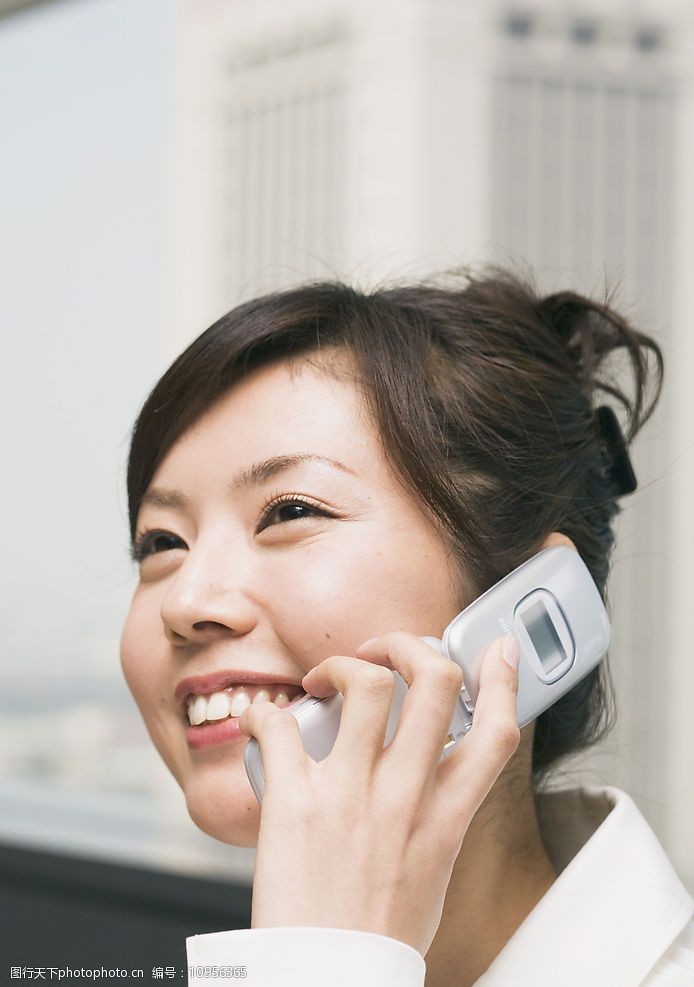 接电话的人城市白领职业人物图片