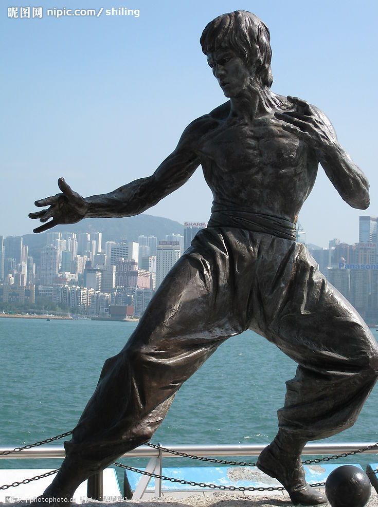 香港李小龙雕像图片