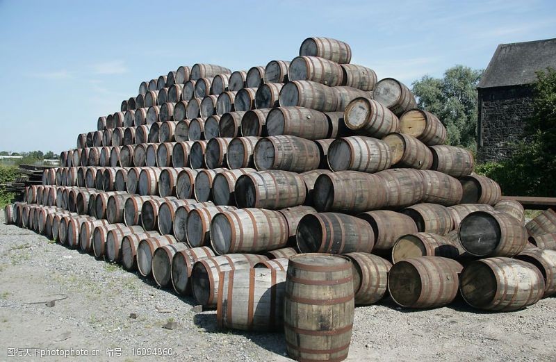 木材厂葡萄酒木桶图片