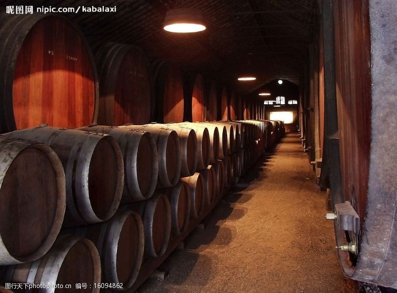 木材厂葡萄酒木桶图片