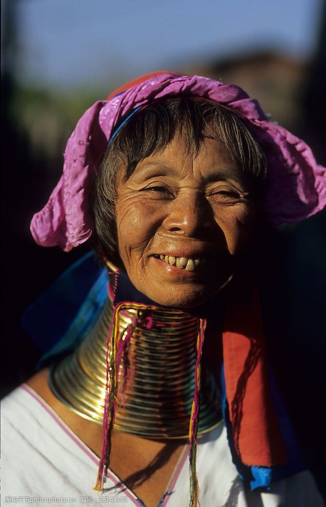 妇幼泰国嘉伦族老妇图片