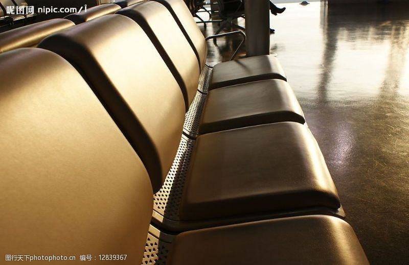 国际机场机场的候机椅图片