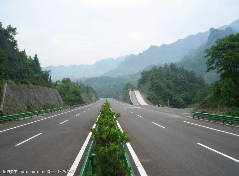 沪蓉西高速公路图片