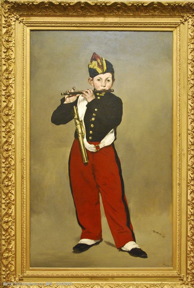 世博馆吹短笛的男孩图片