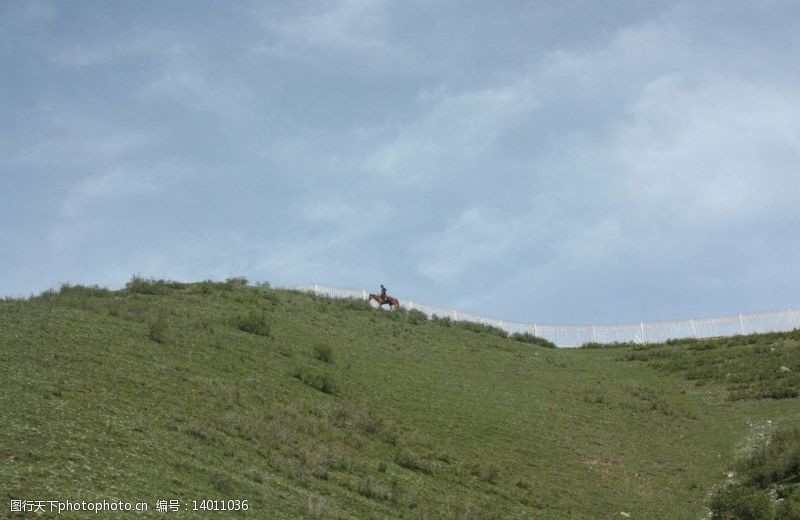 蒙古族南山牧场距市区75公里地处中山与低山过渡带海拔2252米图片