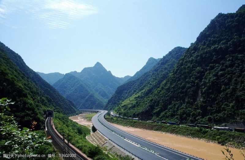 秦岭高速高速公路图片